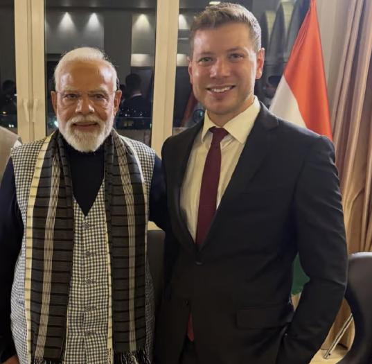 莫迪和内塔尼亚胡吃完晚餐，怒气冲冲的离开，知情人士透露搞砸了！最近国际政坛上