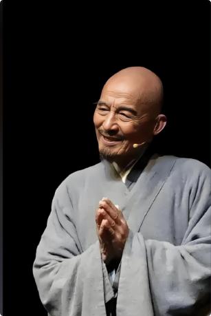弘一法师说：“少看闲事，少听闲言，少问闲人；多静心，多安神，多独处，这才是最好的