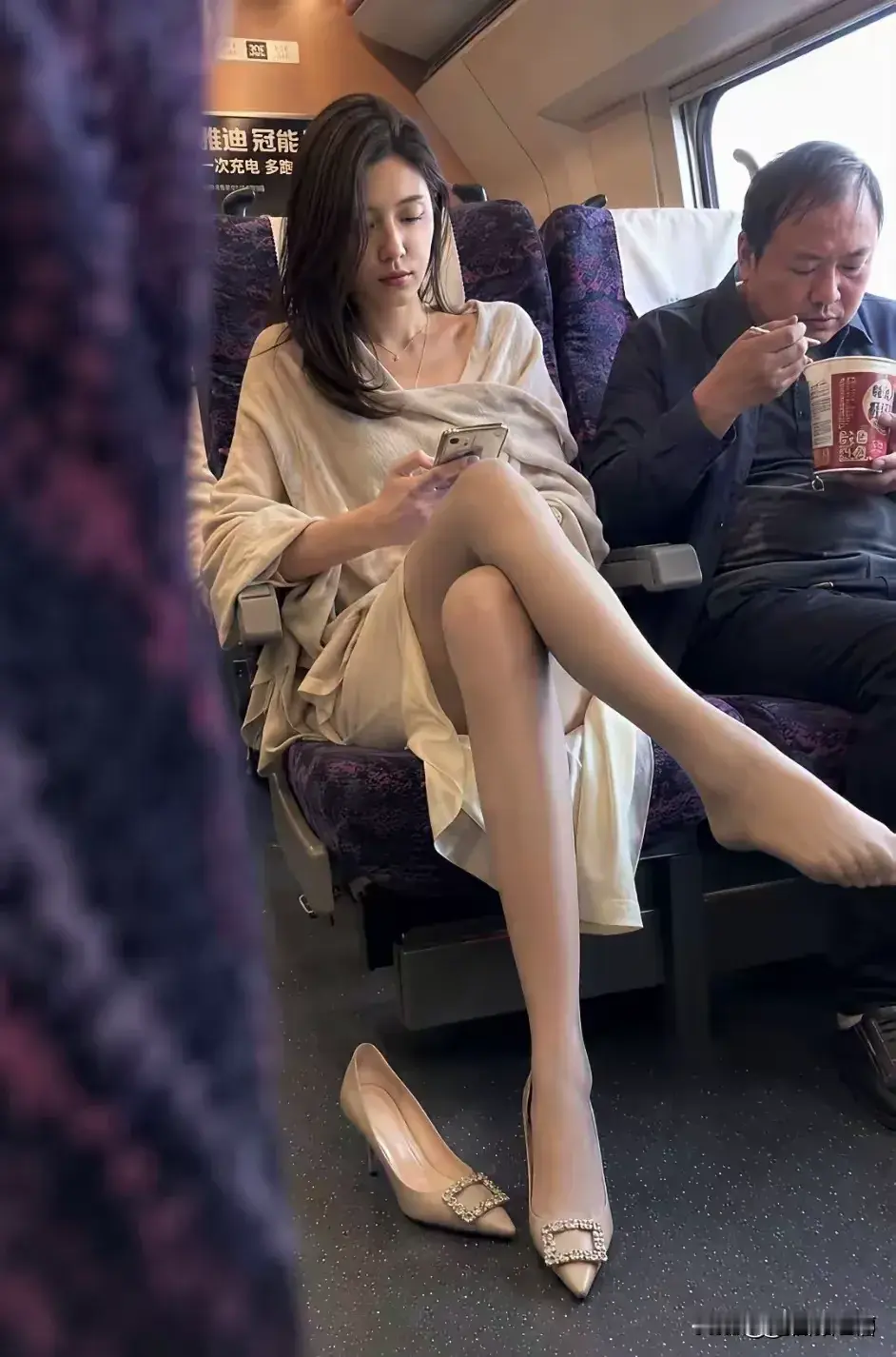 大叔胃口挺好的嘛😄