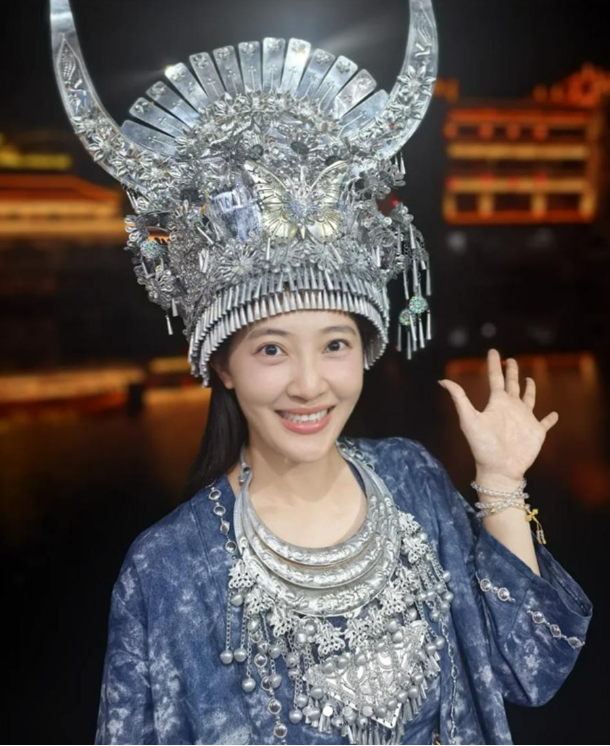 聂远一家回贵州，11岁女儿拍戏旅游都上不了几天学，作为父母，聂远似乎并不担心女儿