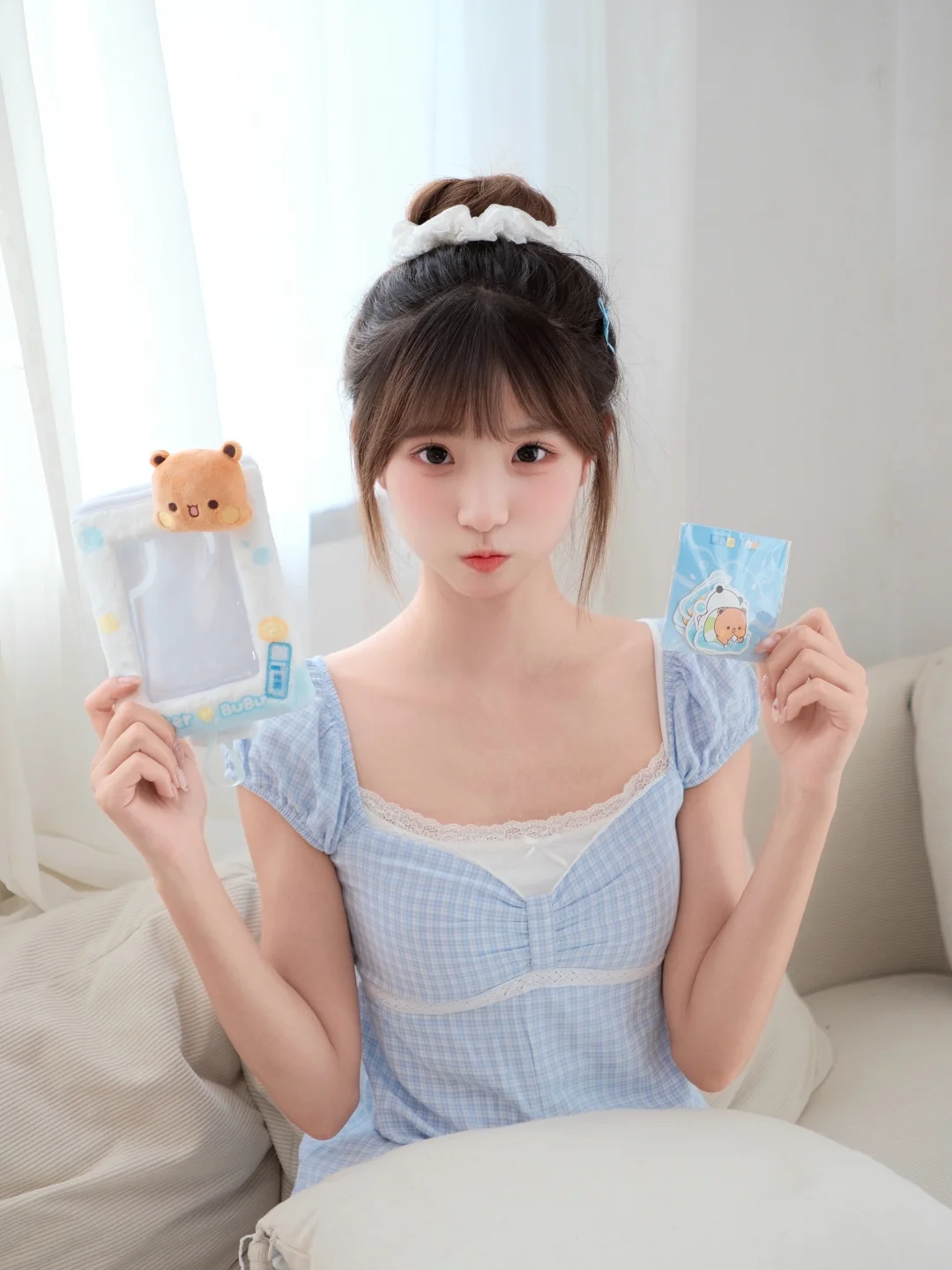 ^⦁᎑-^ ੭存点和一二布布的拍照姿势🩵