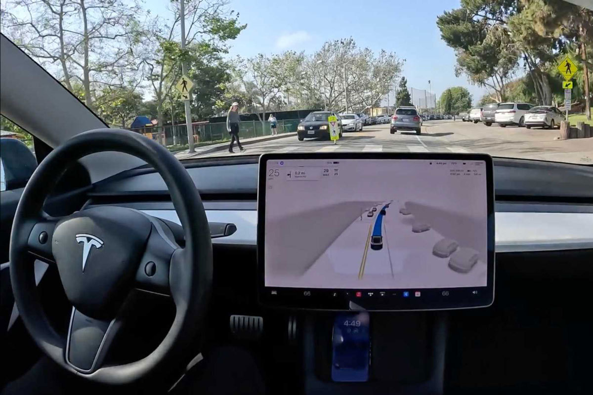 特斯拉中国将FSD（FullSelf-Driving，即完全自动驾驶）正式更名