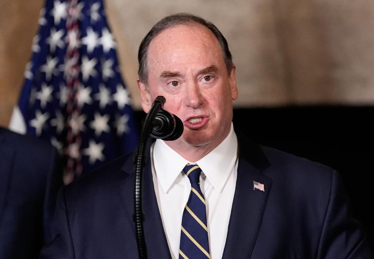 被中美对比吓破胆？美海军部长：应转入战时状态，全力追赶中国 咱们中国有句古话