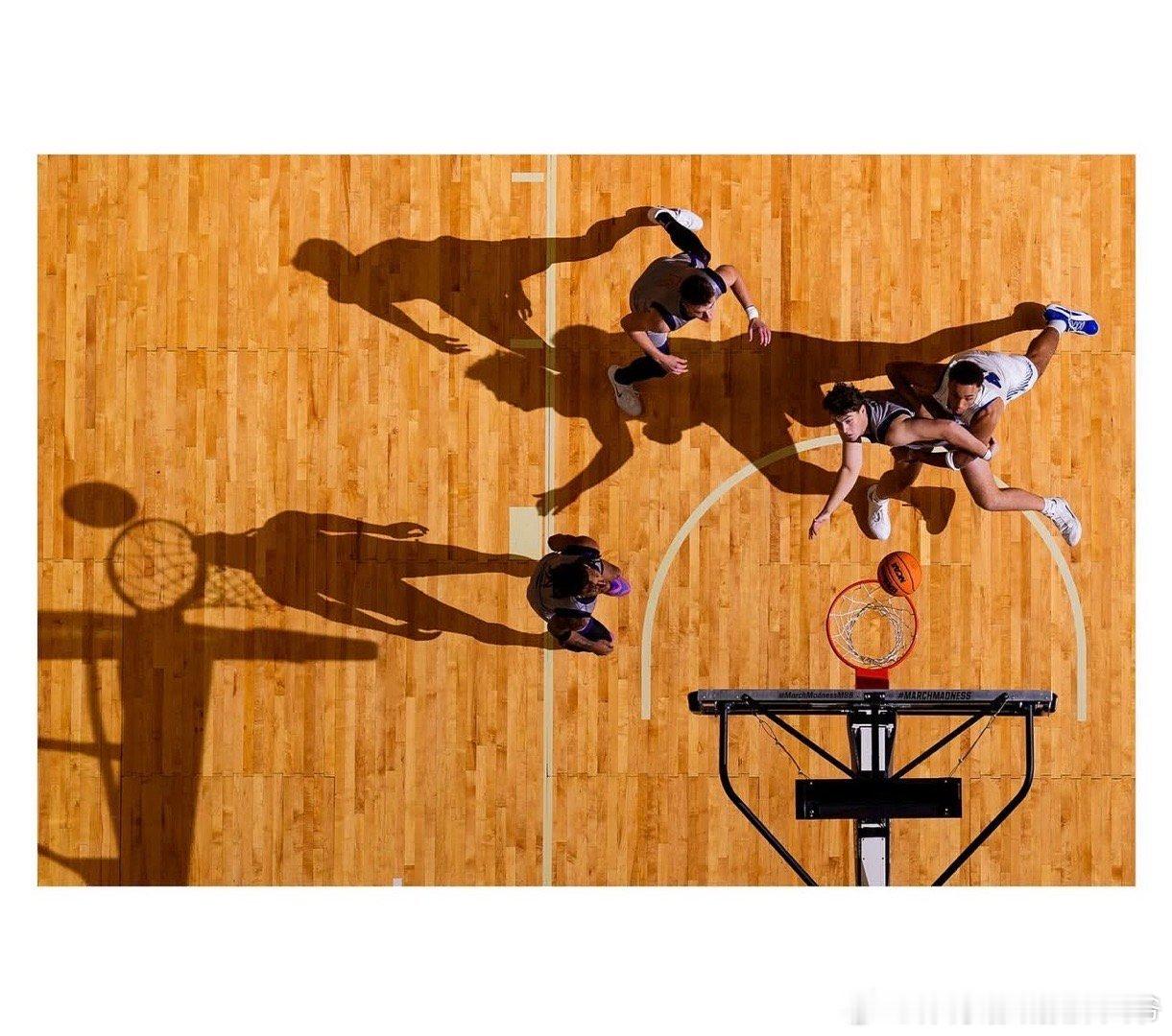 篮天下大学篮球也有优秀的摄影作品~Imagesvialudeman