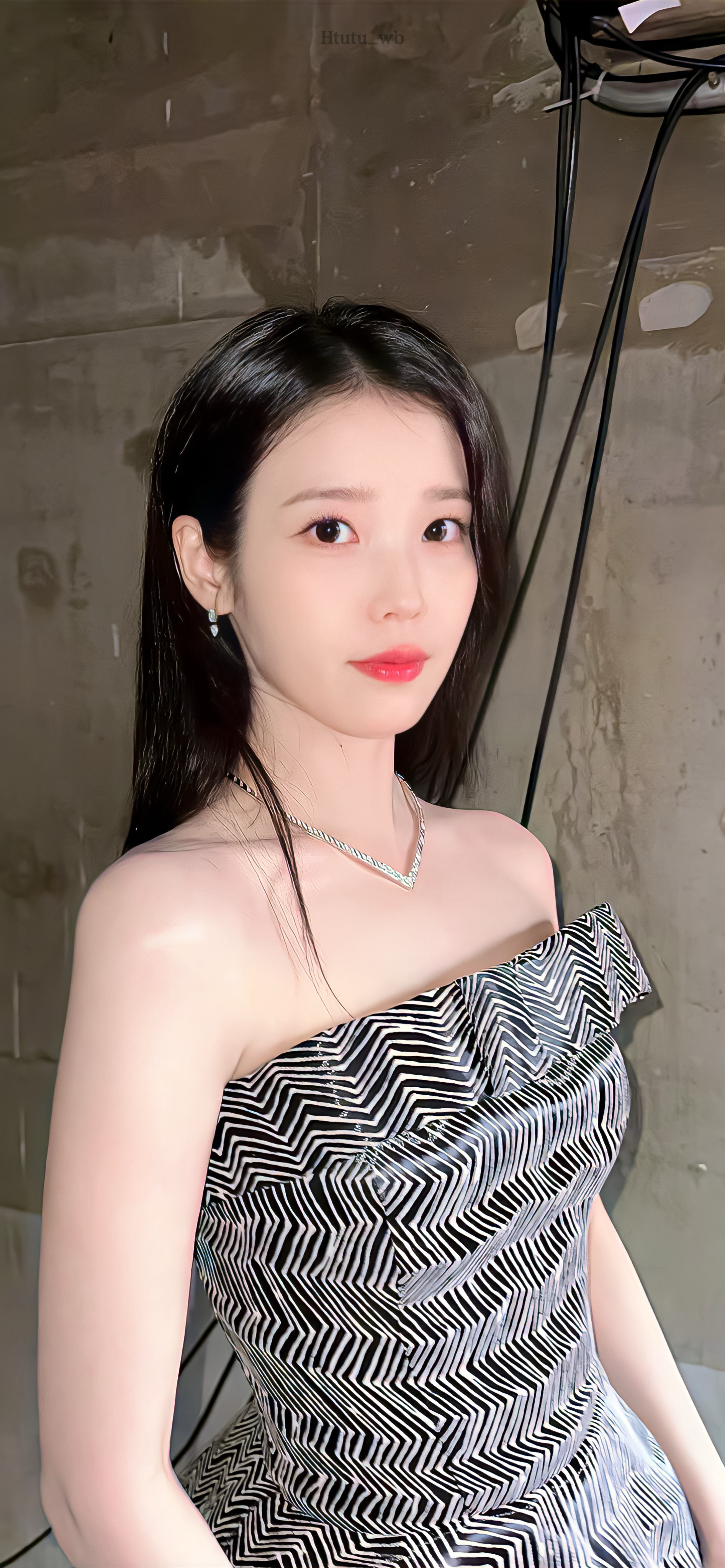 IU李知恩壁纸更新啦～🐰💛