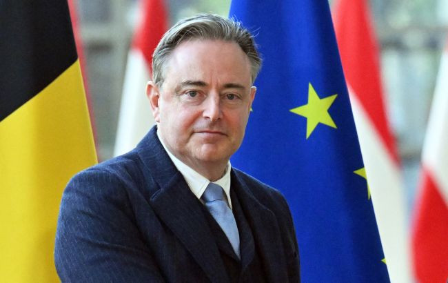 比利时首相呼吁欧盟与普京达成“协议”比利时首相巴特·德韦弗表示，若没有美国的支