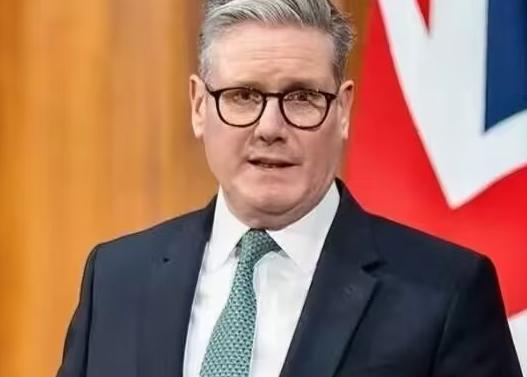 英国传来消息！2026年3月30日，英国首相斯塔默宣布，他要在周一和壳牌、英