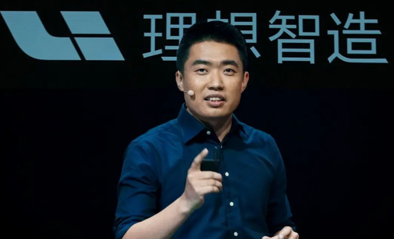 听说理想汽车各个省市的负责人，最近都被召去总部开会了。这事儿不蹊跷——毕竟i