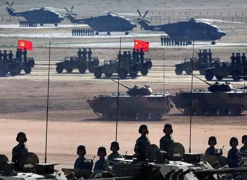 解放军出现重大变故后，台岛担忧武统提前！邱毅:大陆的鹰派上来了近期解放军高层