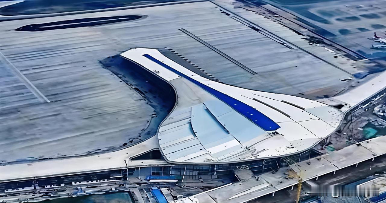 💥扬泰机场T2航站楼“仙鹤”展翅啦！最新进展来了👇扬州泰州国际机场二期工