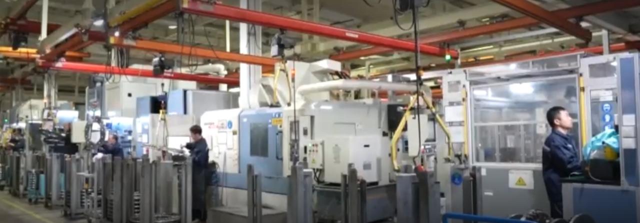 开年以来，外资企业加码投资中国的步伐持续加快。在德国克诺尔集团的车间里，自动化生