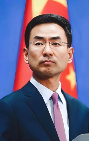 都火烧眉毛了还有人捧着“妥协换平安”的迷魂汤猛灌！这脑回路，跟晚清那些跪着求和