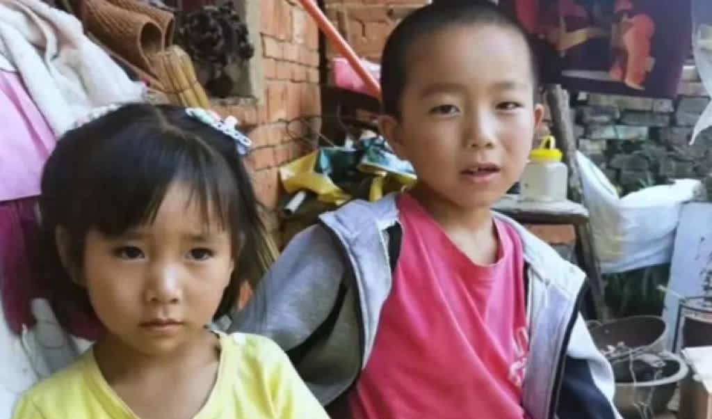 2016年，云南一老人，给脑瘫儿子娶智商低媳妇，不料，却生下两个健康的孩子，没想