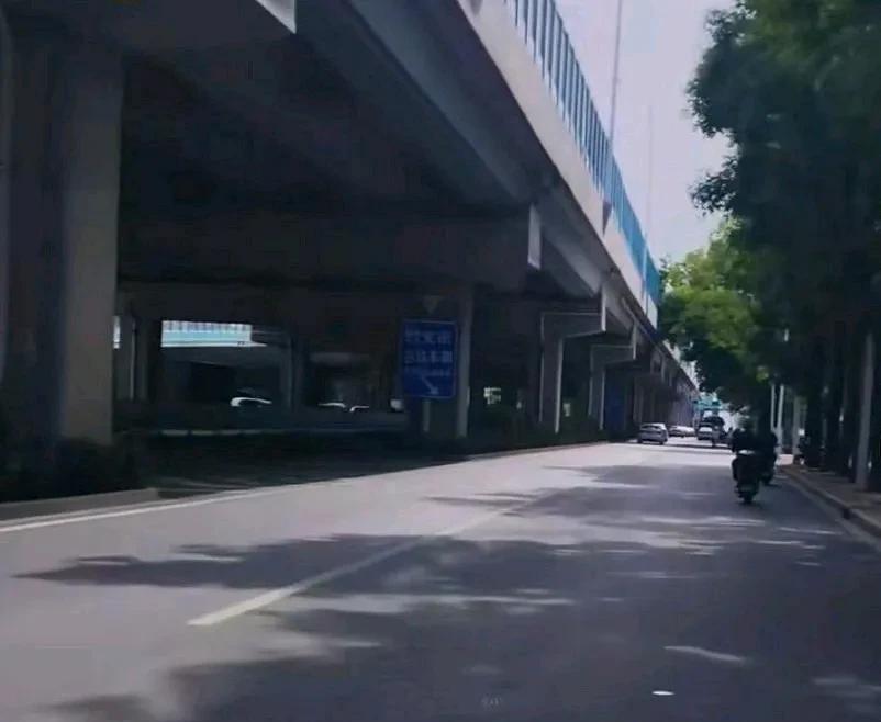 石家庄市桥西区北杜村真是大变样！以前的旧村已全部拆平，正全力推进城中村改造。回迁