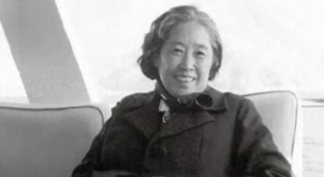1979年，王光美终于走出了监狱，令她没想到的是，第一个来拜访的人，竟是毛主席昔