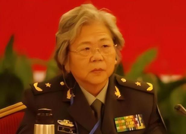 你敢信？贪了上亿军费的军中大老虎，审讯全程镇定自若，却在听到一笔拨款后当场脸色大