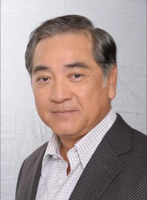 1988年，秦沛向妻子梁盛子提出离婚:“你有什么条件尽管提，但是孩子得归我。”不