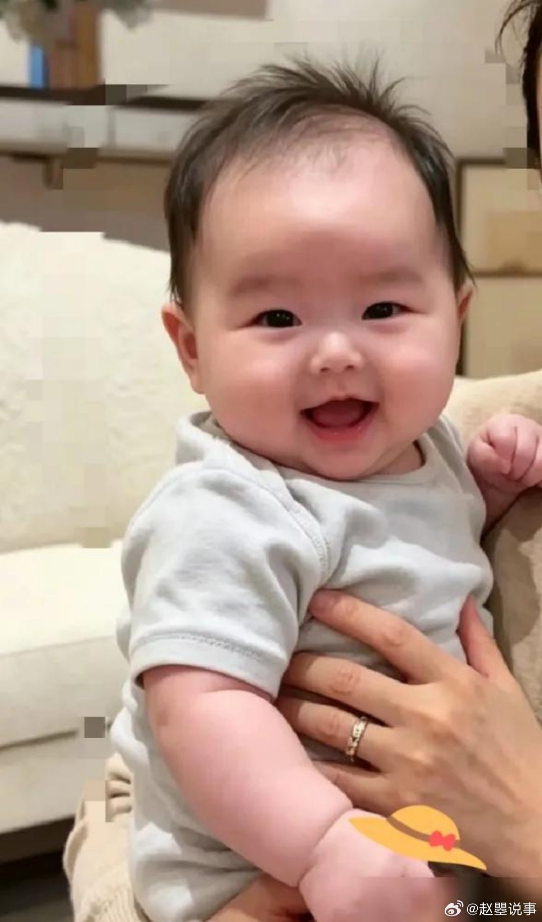 汪小菲老婆直播夸小玥儿，一句我们家大宝，评论区却炸了锅她说小玥儿见到弟弟时，那种