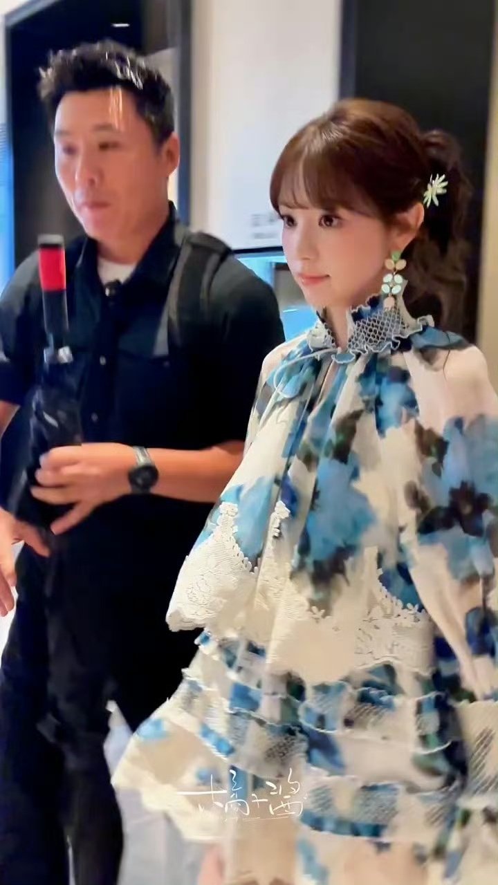 田曦薇一天两场活动田曦薇新中式孔雀公主田曦薇一天两场活动！