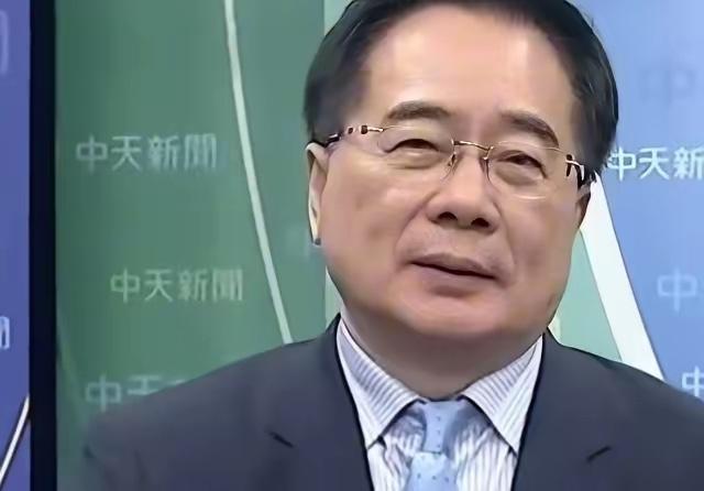 蔡正元博士针对台湾统一问题爆出了金句——“武力攻打，你又不敢！”什么意思呢？