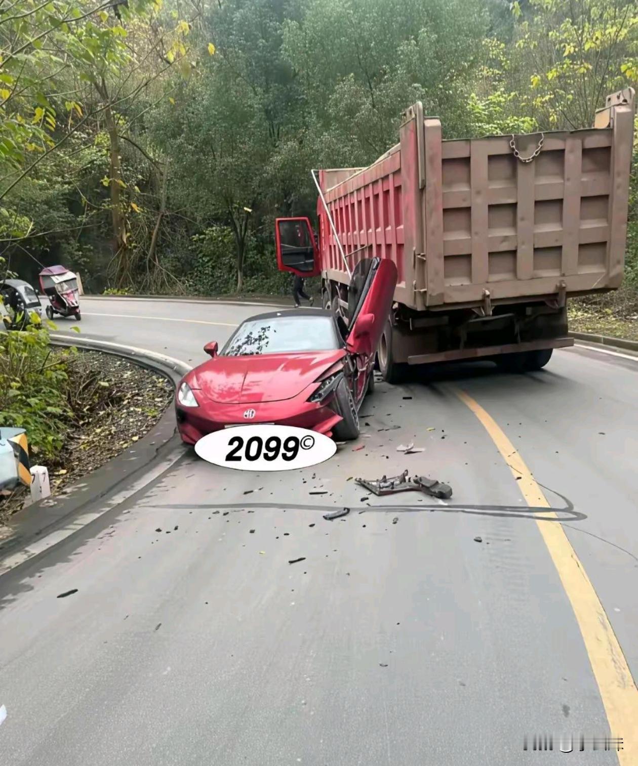 这种撞了属于是谁的责任？