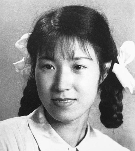 1956年，28岁李玉琴探望溥仪，11年来首次同房，第二天哭着要离婚，1956年