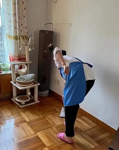 保姆受气、吃剩菜就是无人点破你，却人人都闻得到的规矩！😠国家早有规定