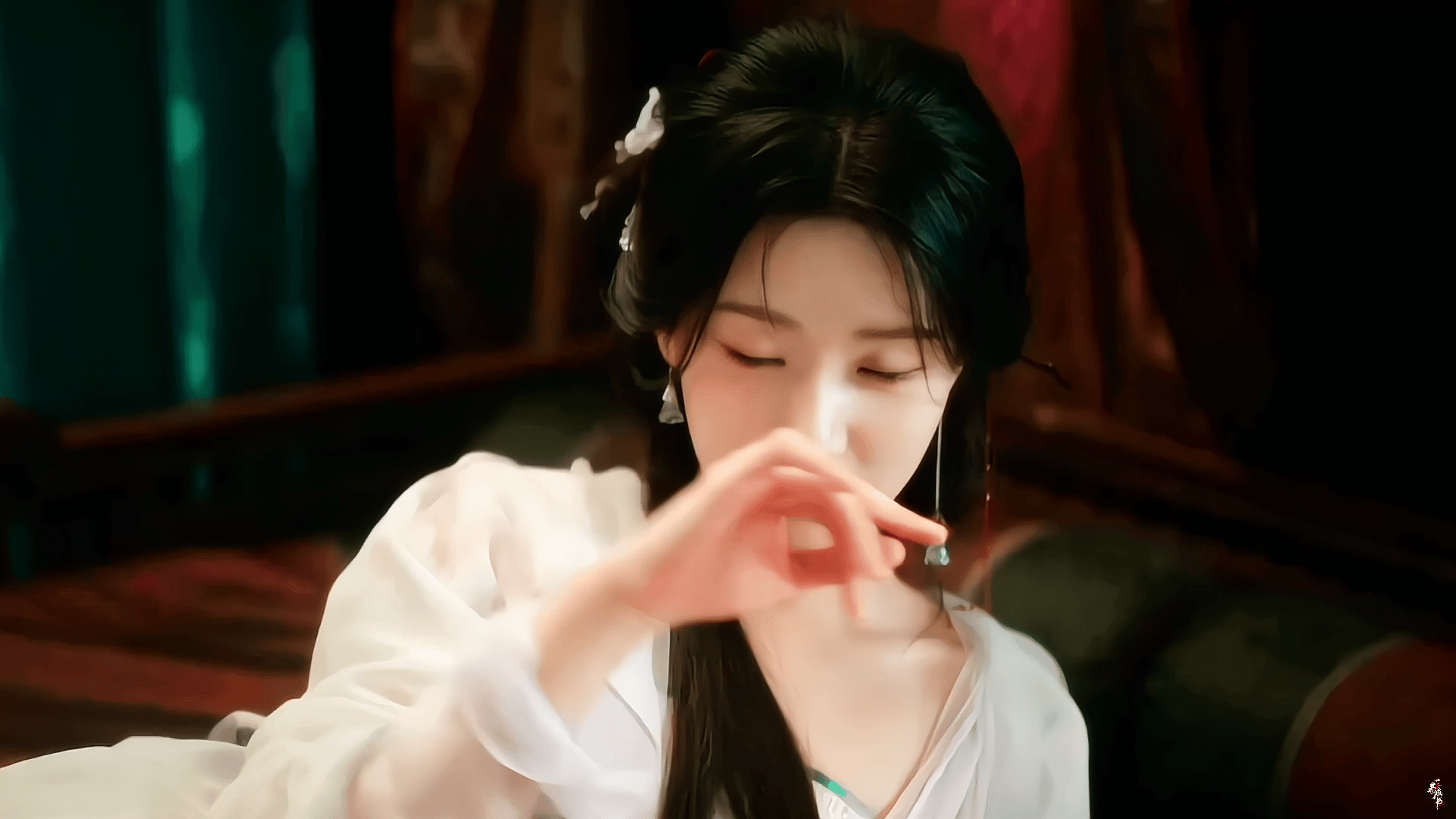 卢昱晓在入青云里没有一个镜头是不美的​​​