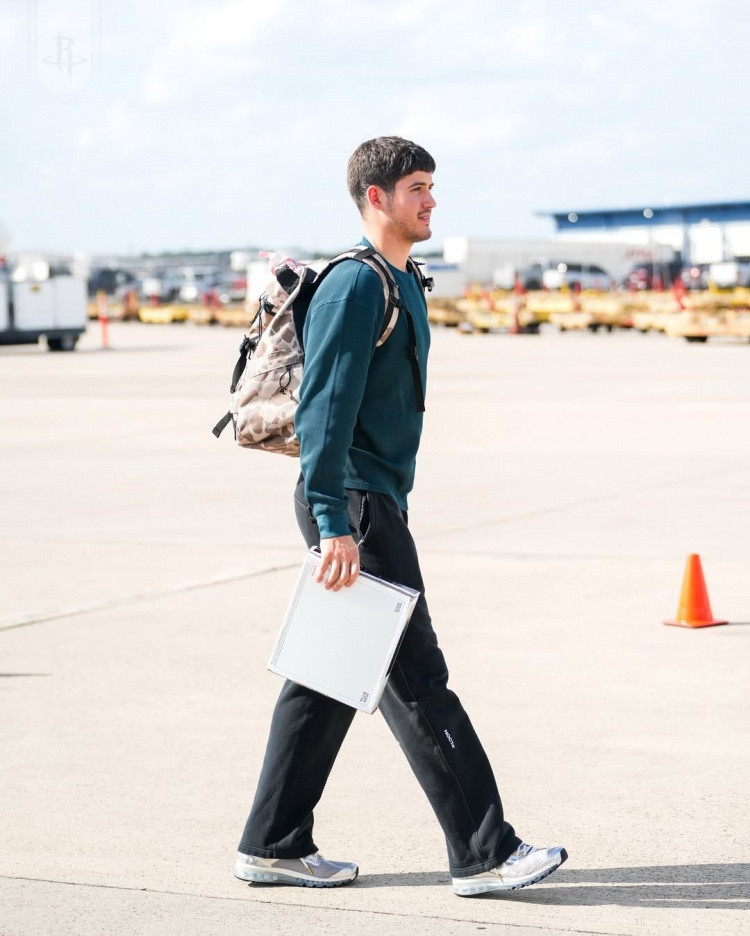 本赛季火箭队培养和引进了不少射手，对于火箭队来说，神射手的作用也非常的巨大。除了