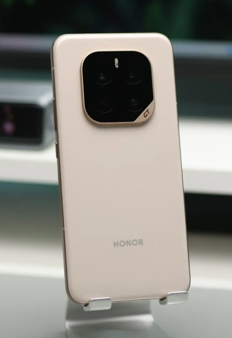 旧苹果手机的归途，就是卖了换个中端新安卓机！用了快3年的iPhone14在某