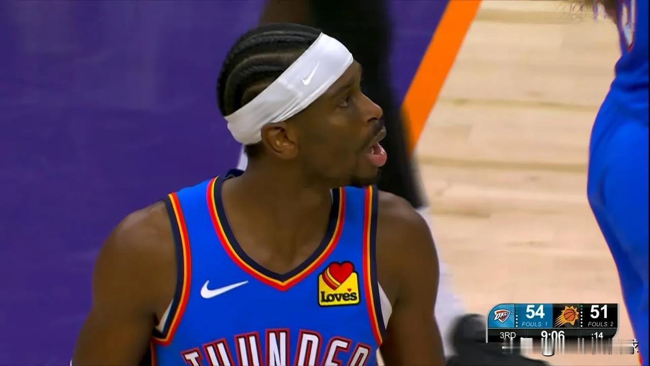 雷霆当家球星亚历山大终于发挥失常了！在今天雷霆客场以105:108不敌太阳的比赛