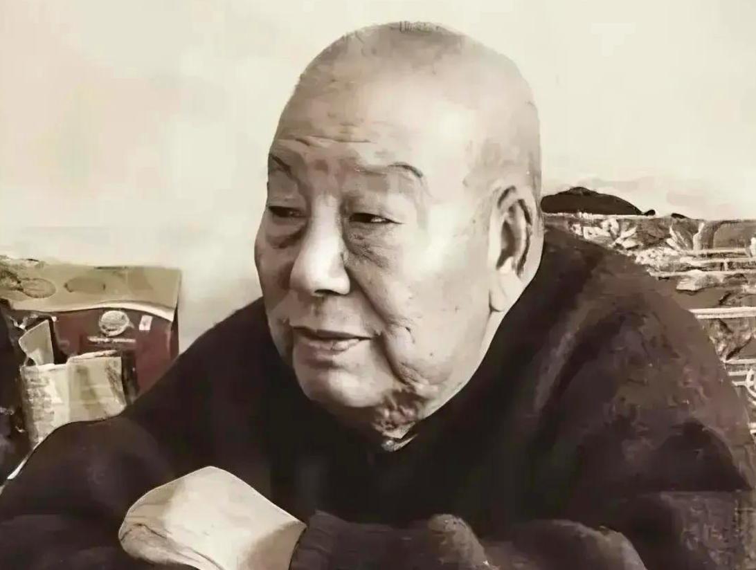 1951年5月，饥肠辘辘三昼夜的唐满洋，借着夜幕掩护带领部队摸上美军580.7高