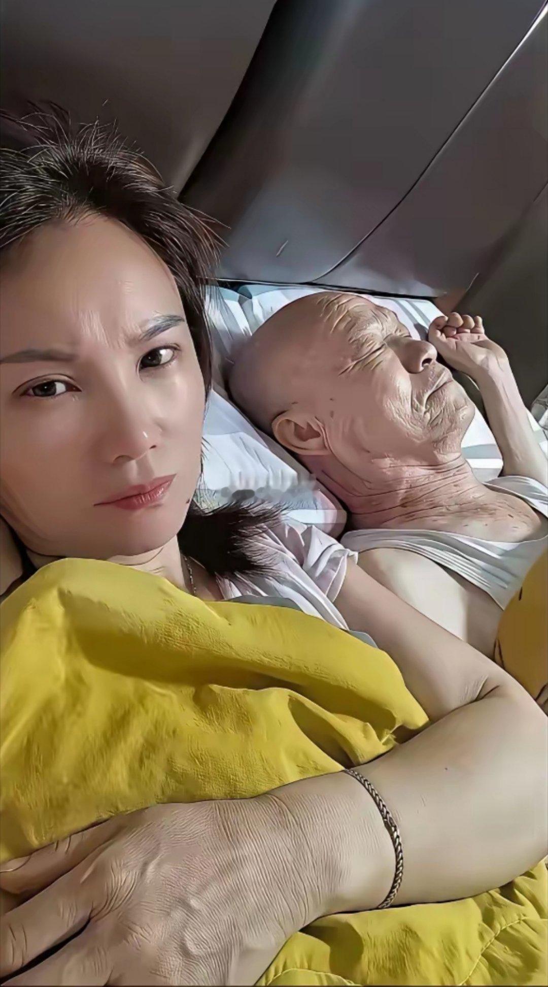 等了这么多年，你怎么还在​​​