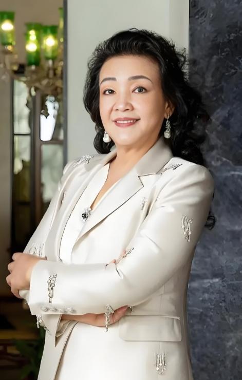 母凭子贵？马筱梅一手好牌被打烂了，原本可以凭借着生娃上一个台阶，结果成了房间被清