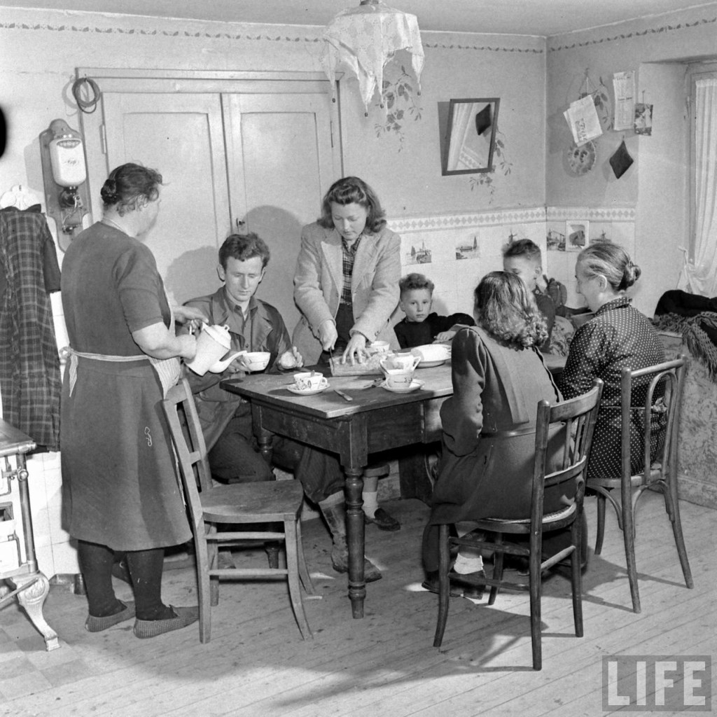 早，恰饭冇？(1947年德国)