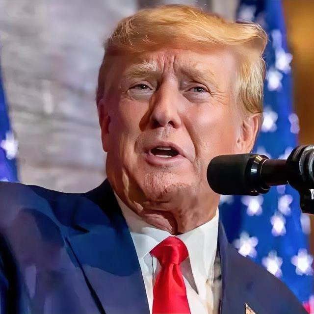 真是太好笑了！特朗普说美国攻击伊朗是为了我们，还让要我们感激他。今天（3月1