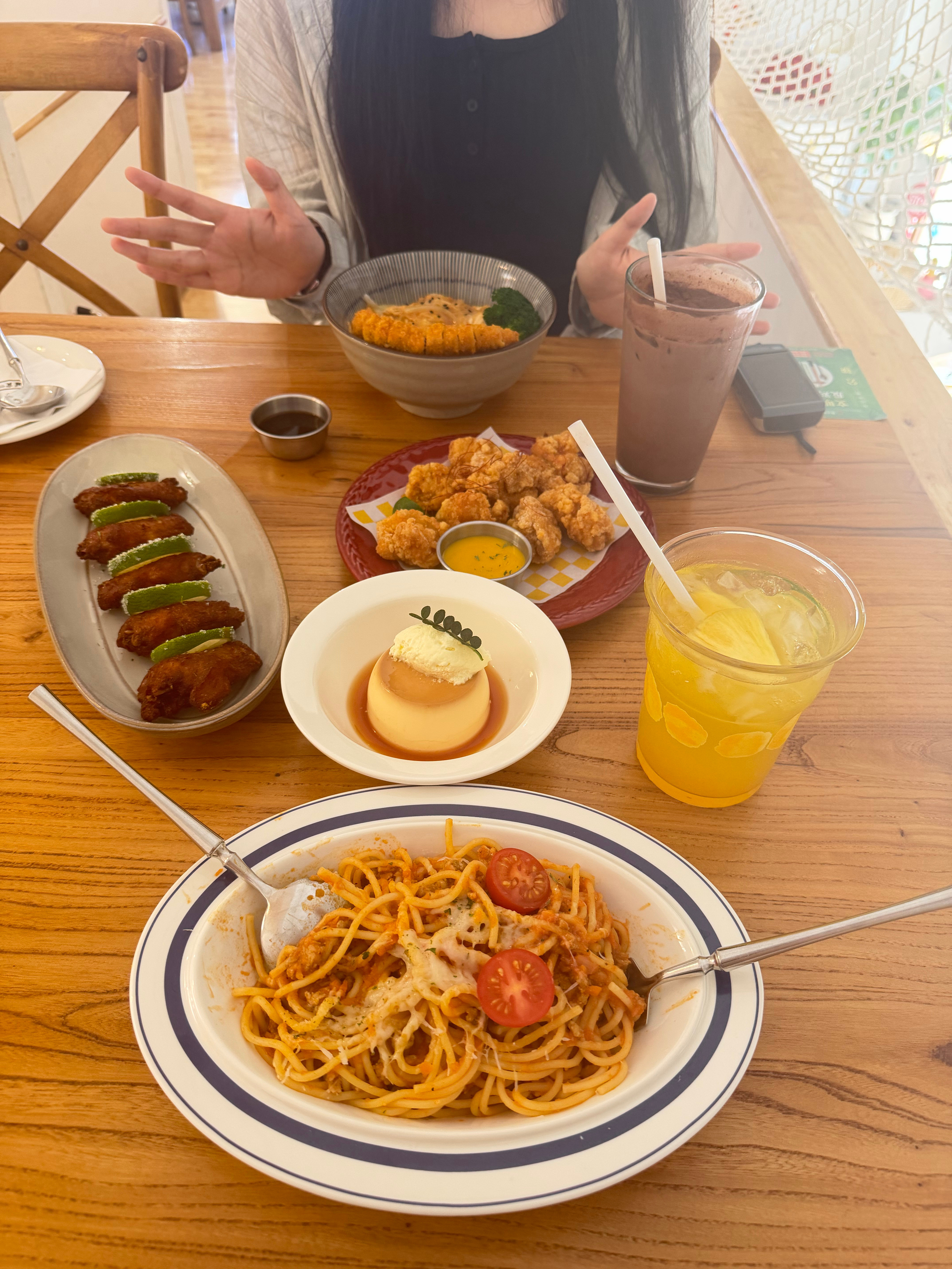 美食中午吃到了很美味滴小食堂！一级满足！