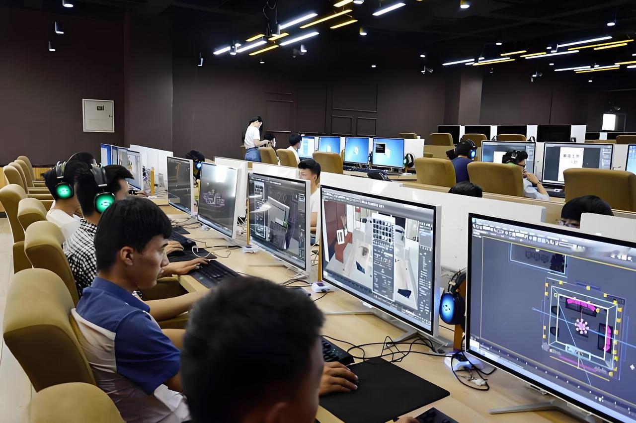 31个本科新专业值得报吗？不吹不黑真实测评✅2025年教育部新增31个本科专业