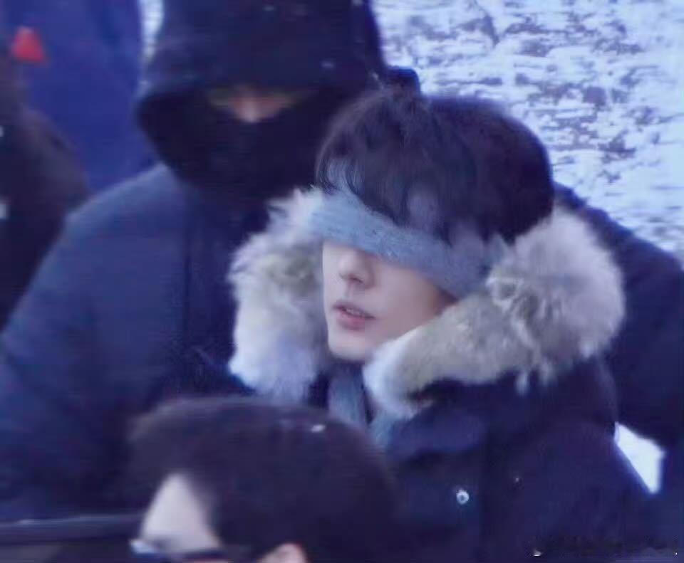 谁懂啊🤔肖战还真自带天然萌，可爱晕了