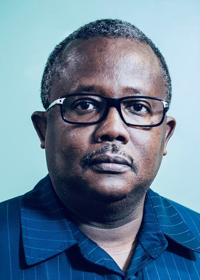 🇬🇼❗尽管几内亚比绍总统乌马罗·西索科·恩巴洛已被宣布逮捕，但他仍然与外界保