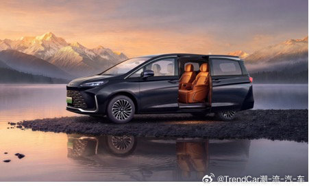 别克新GL8陆尚将于8月13日正式上市。新车定位新能源家用MPV，以“更多豪华、