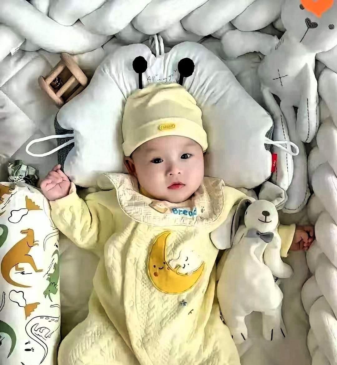 怀孕8个月痛失丈夫！父母逼她引产，公婆却主动放手：孩子去留全凭你女子怀孕五