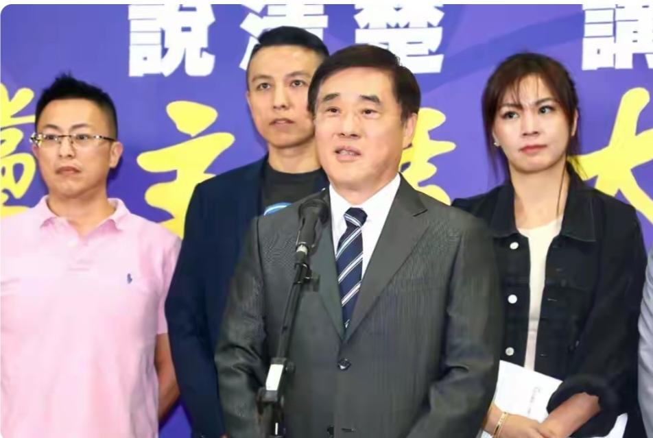 郝生不如赖活?赖清德要大幅提高台防务预算，国民党主席候选人郝龙斌表