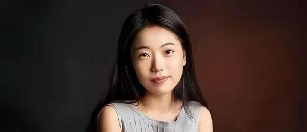 蒋方舟是凌晨三点收到撤销她学位信息的！人大在7月13日夜里发公告，撤销了她201