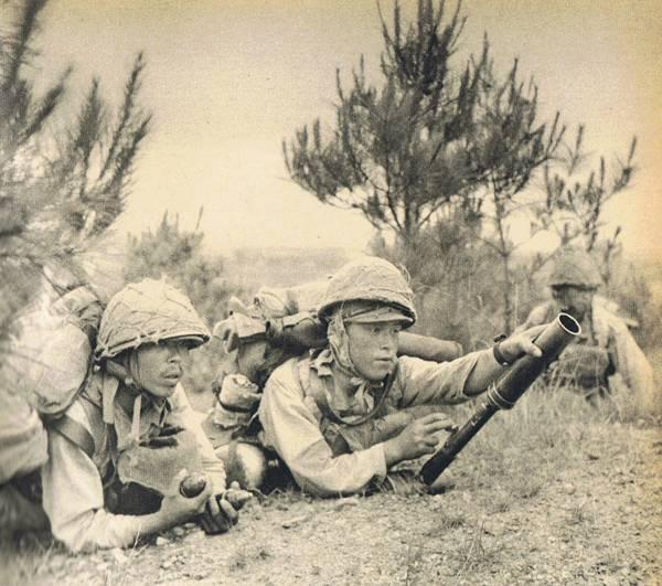 1944年5月，豫湘桂战役的河南战场上，发生了一桩战争史上少见的怪事：一支刚从东