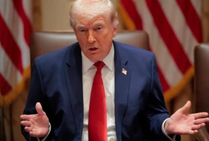 万斯给中国两个选择，如果不能接受美国的税率，就要做好跟美国战争的准备，结果我们一