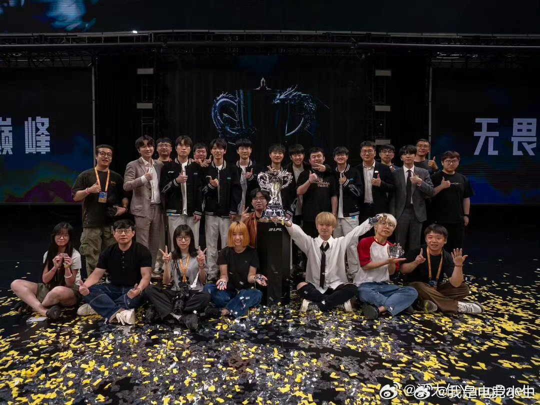 BLG主教练Daeny发文回应夺得优胜者！丹尼执教BLG半年以来，已经夺得LPL
