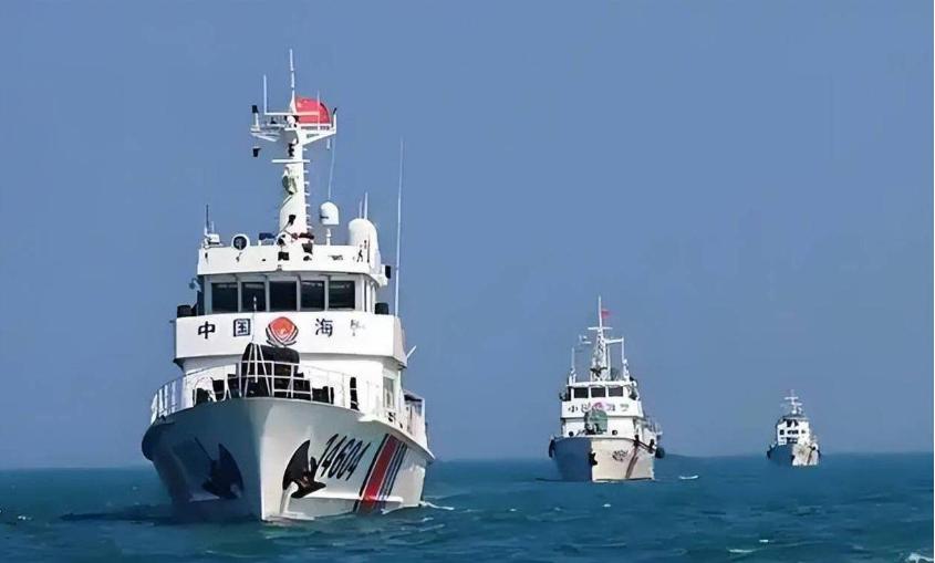 下午4点刚过，钓鱼岛风声还没停。中国海警厦门舰编队四艘大船挂着机关炮，直插12海