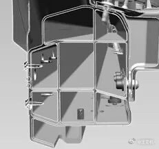 据说这是小米昆仑增程大SUV侧围外板下沿（红圈）目测没有一排钉孔，说明这车可能是