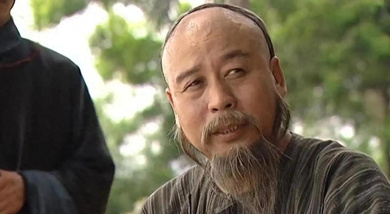 吴三桂这复杂的一生，一言难尽，仿佛被“不听劝”的魔咒紧紧缠绕。顶级谋士的三次进言